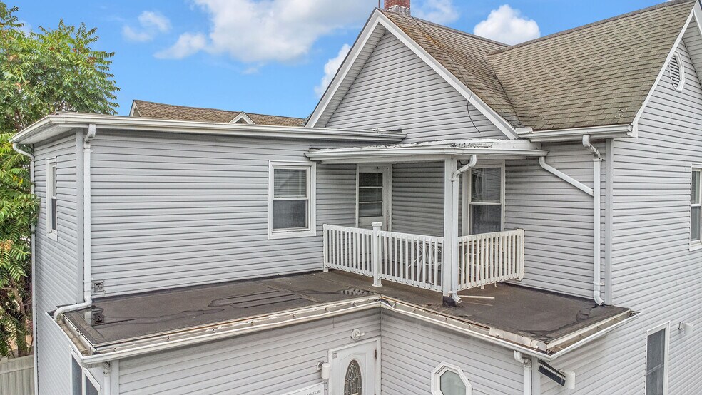 More Photos Of 46 E Somerset St, Raritan Medical For Sale