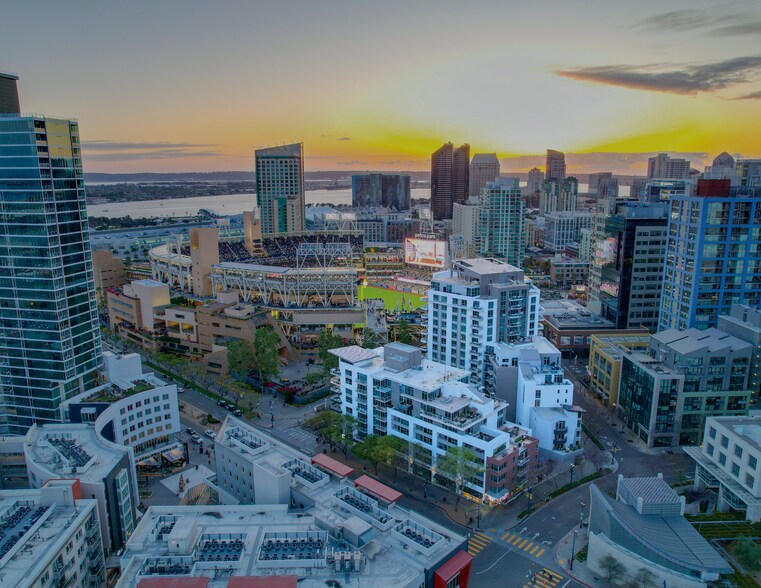 Primary Photo Of 251 10th Ave, San Diego Apartments For Lease