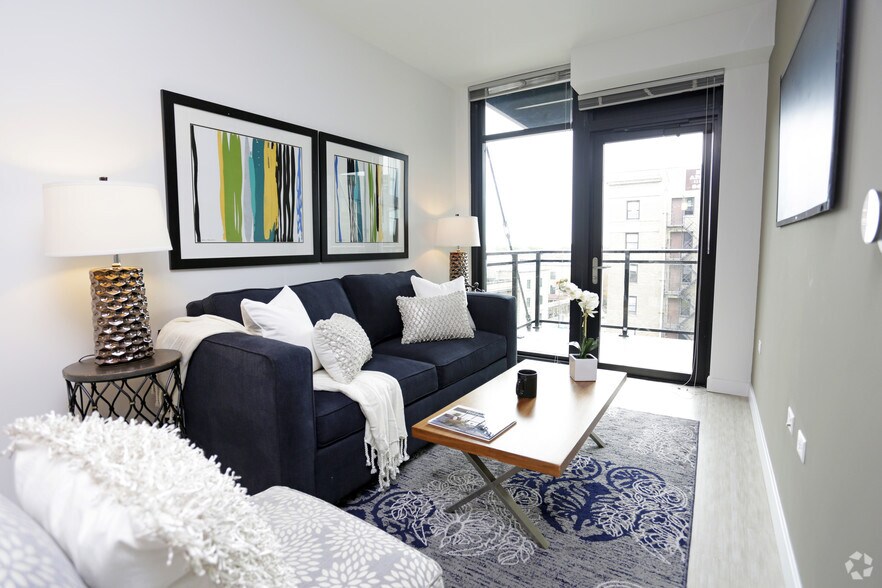 More Photos Of 847 Chicago Ave, Evanston Apartments For Lease