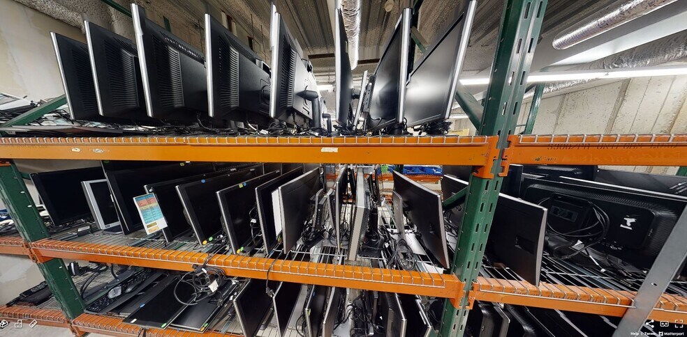 More Photos Of 625 N Jackson Ave, Springfield Healthcare For Sale