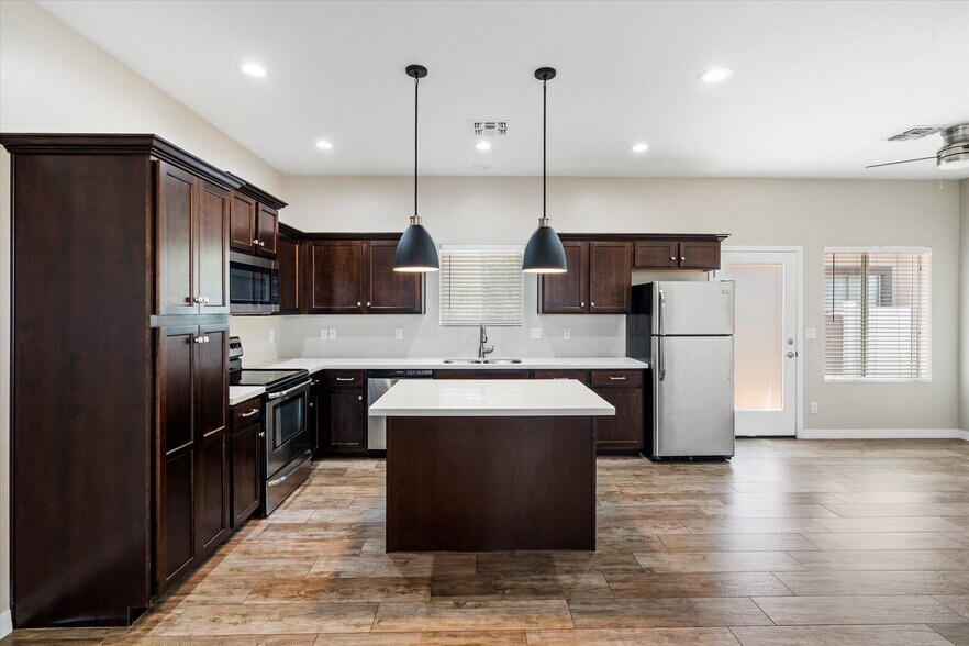 More Photos Of , Phoenix Multifamily For Sale