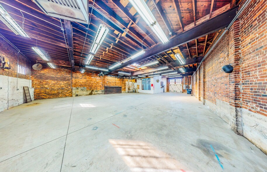 More Photos Of 508 Rorer Ave SW, Roanoke Auto Repair For Lease