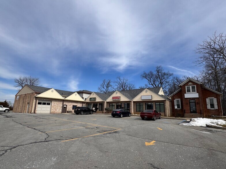 More Photos Of 1645-1655 Hausman Rd, Allentown Storefront Retail Office For Lease