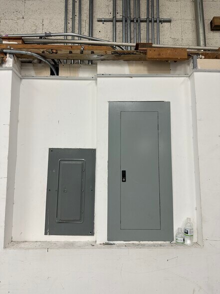 More Photos Of 780-784 NW 57th Ct, Fort Lauderdale Light Manufacturing For Lease