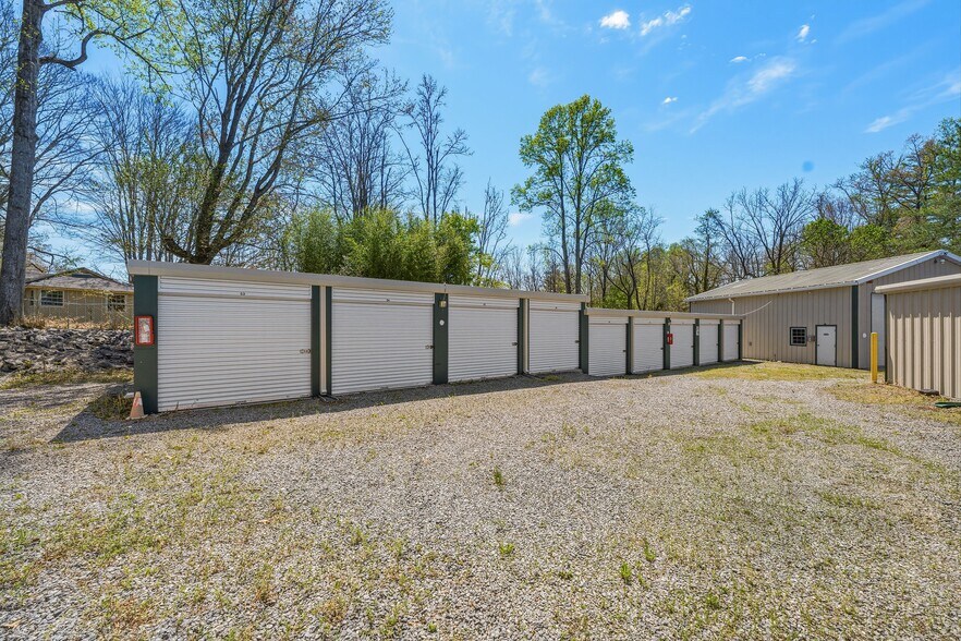 More Photos Of 130 Oakland Hill Dr, Etowah Warehouse For Sale