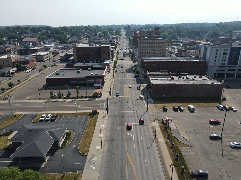 More Photos Of 129 Lincoln Way W, Massillon Land For Lease