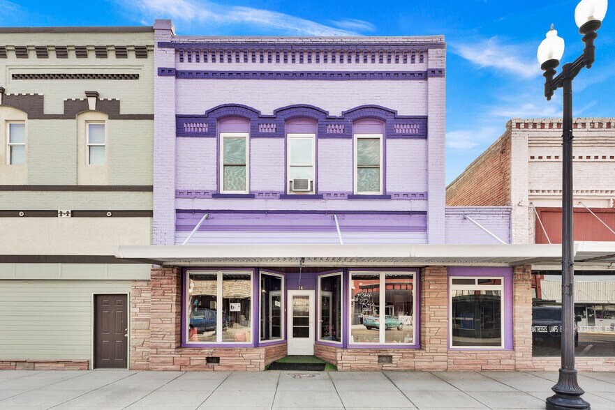 More Photos Of 16 N Main St, Payette Storefront Retail Residential For Sale