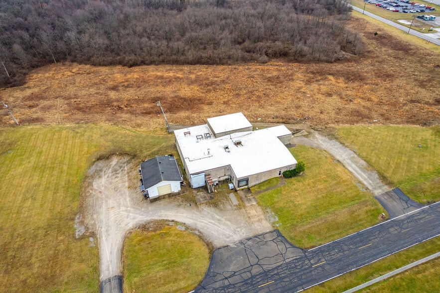 More Photos Of 2050 Sportys Dr, Batavia Warehouse For Sale