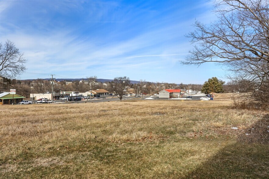 More Photos Of TBD South Main st, Broadway Land For Sale