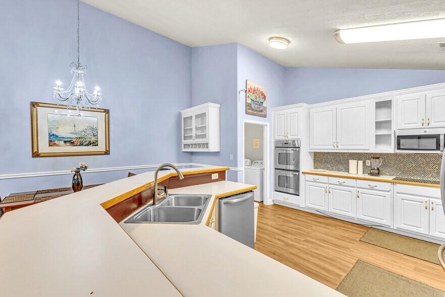 More Photos Of 5575 Milam Rd, Fairburn Medical For Lease