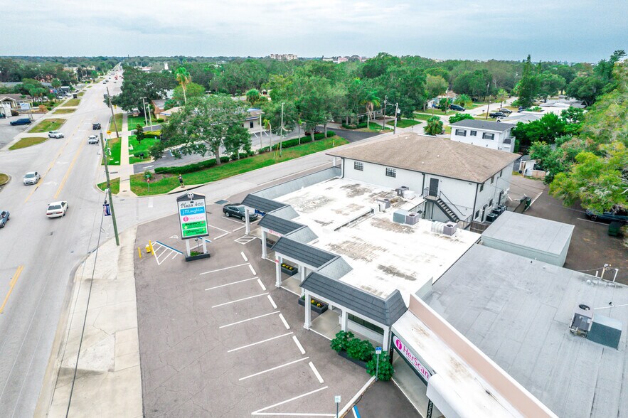 More Photos Of 400 Indian Rocks Rd N, Belleair Bluffs Storefront Retail Office For Sale