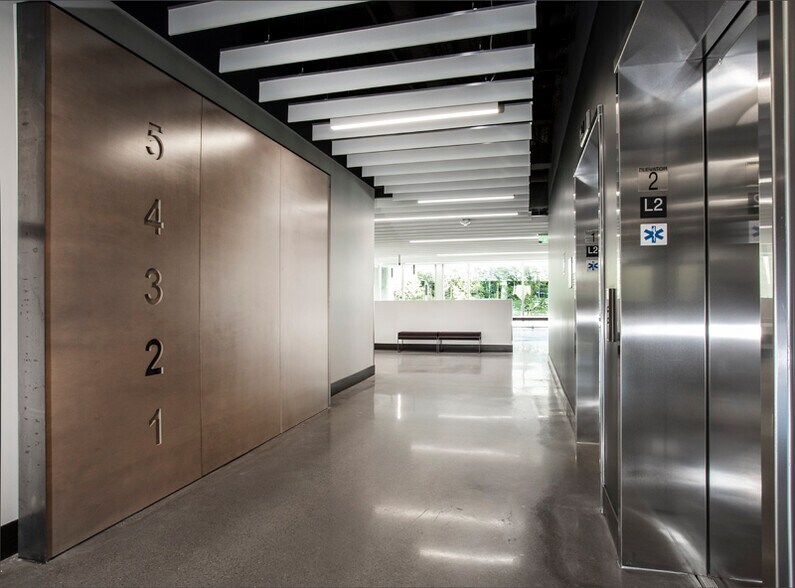 More Photos Of 295 S Chipeta Way, Salt Lake City Office For Lease