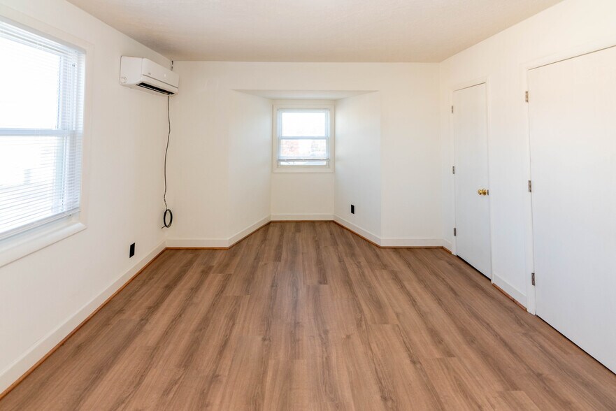 More Photos Of , Arbutus Multifamily For Sale