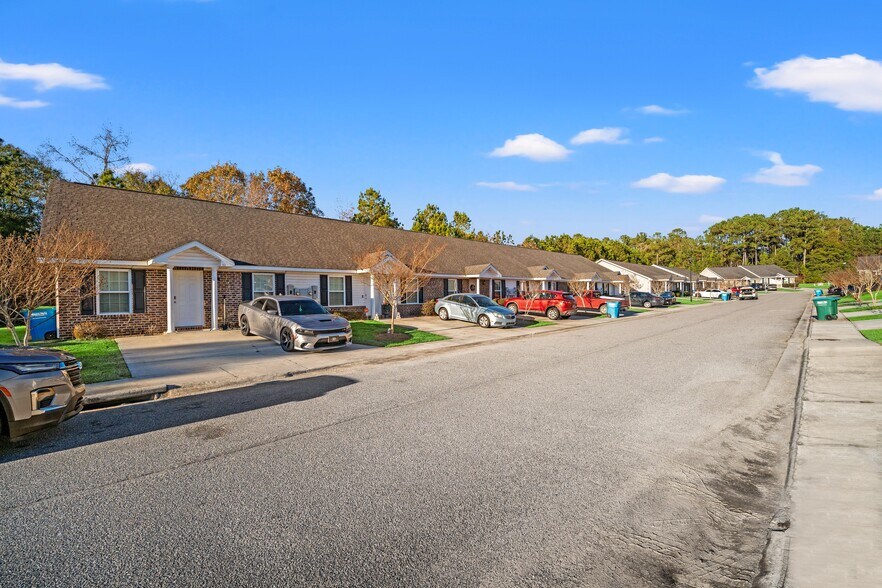 More Photos Of 100 Karima Cir, Rincon Apartments For Sale