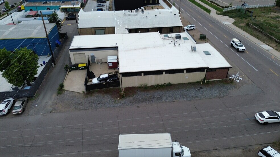 More Photos Of 4160 Fox St, Denver Warehouse For Lease