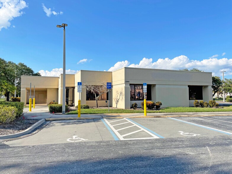 More Photos Of 2293 Sand Lake Rd, Orlando Bank For Lease