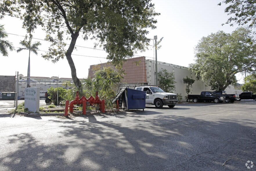 More Photos Of 1400 SW 10th Ave, Pompano Beach Warehouse For Lease