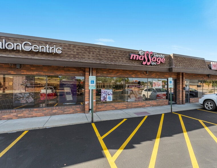 More Photos Of 610-624 E Ogden Ave, Naperville Storefront Retail Office For Sale