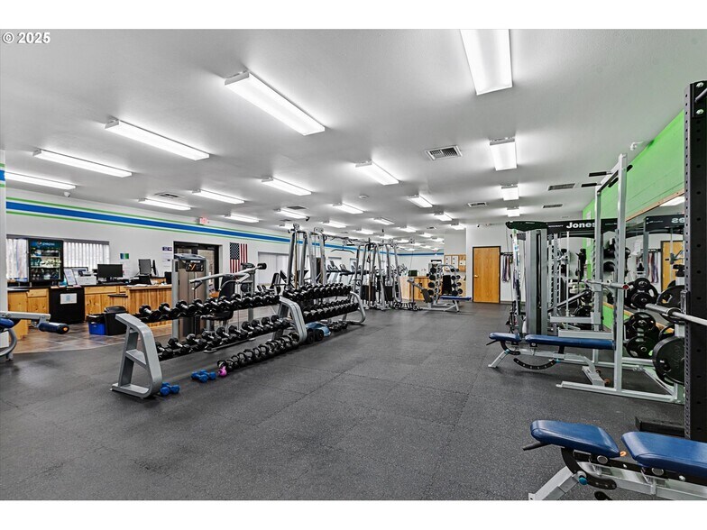 More Photos Of 2519 Cove Ave, La Grande Healthcare For Sale