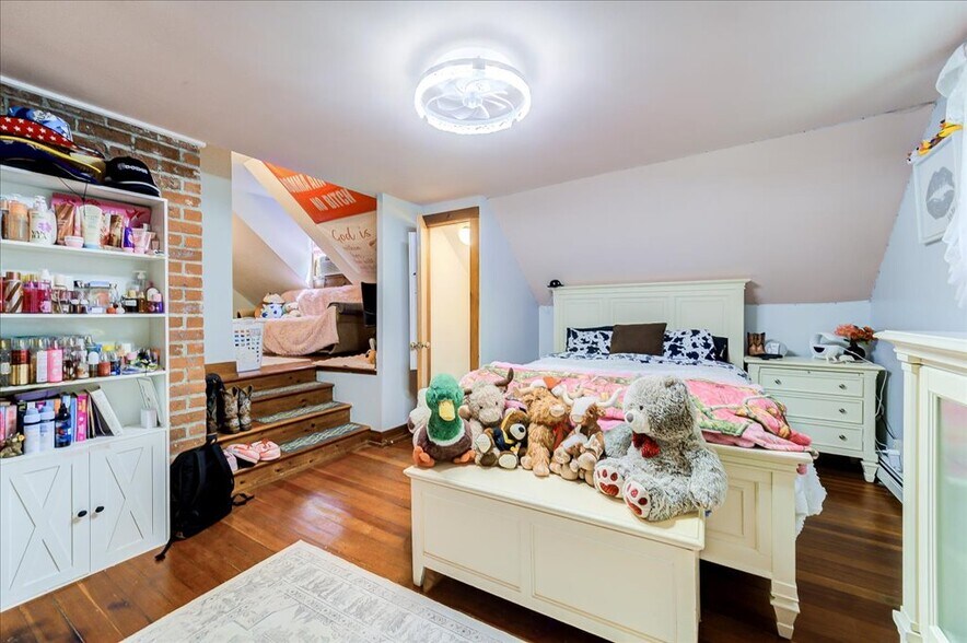 More Photos Of 12 Woodlea Rd, Salt Point Multifamily For Sale
