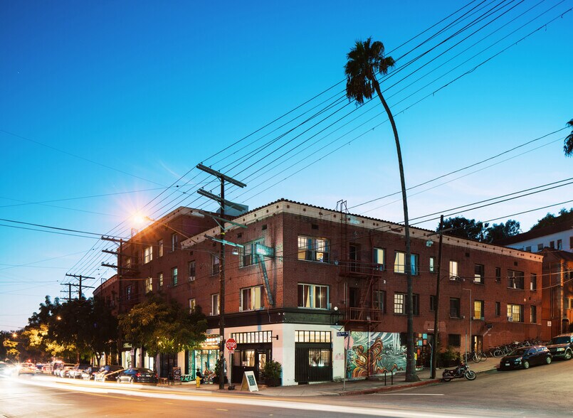 More Photos Of 1551 Echo Park Ave, Los Angeles Apartments For Lease