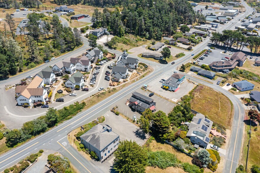 More Photos Of 39000 1 hwy, Gualala Flex For Sale