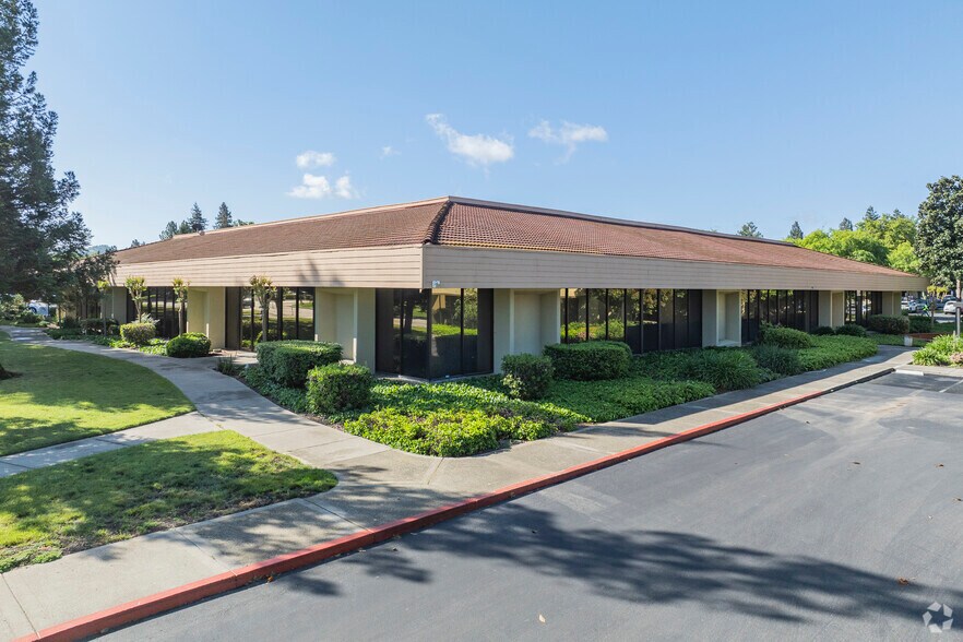 More Photos Of 355 N Wiget Ln, Walnut Creek Office For Sale