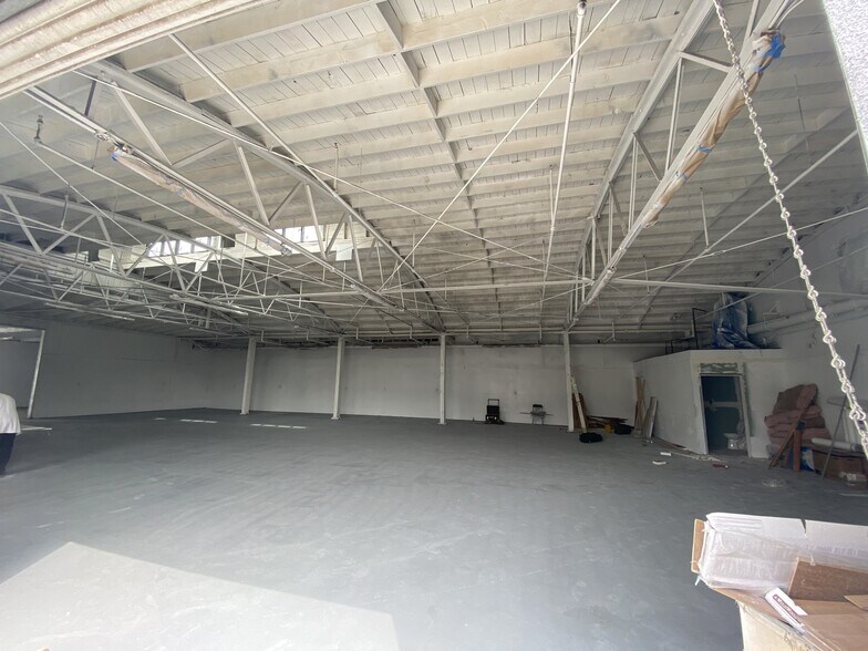 More Photos Of 424-432 S I St, San Bernardino Warehouse For Sale