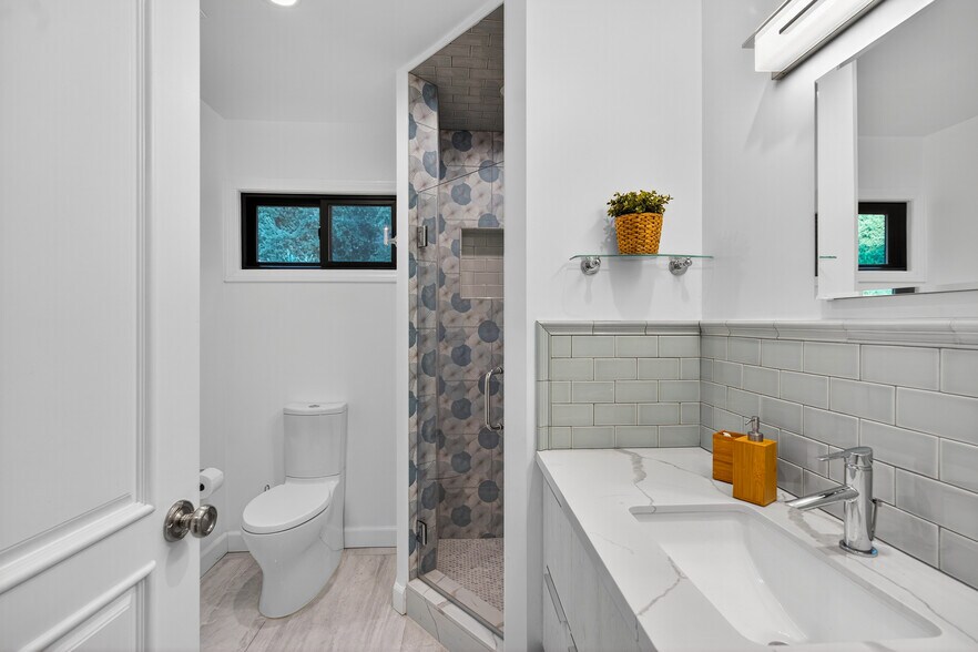 More Photos Of , Tujunga Multifamily For Sale