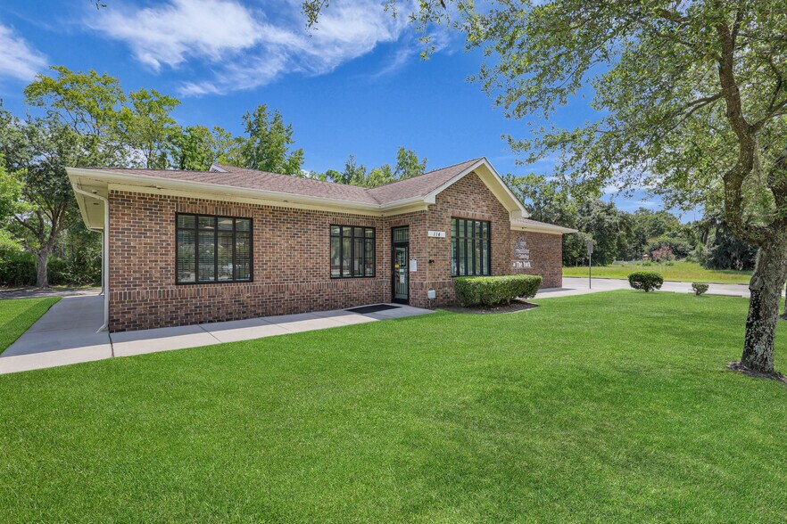 More Photos Of 114 Horizon Park Dr, Savannah Restaurant For Sale