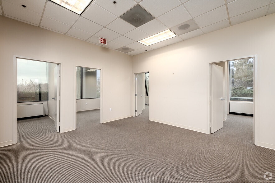 More Photos Of 7500 Greenway Center Dr, Greenbelt Unknown For Lease