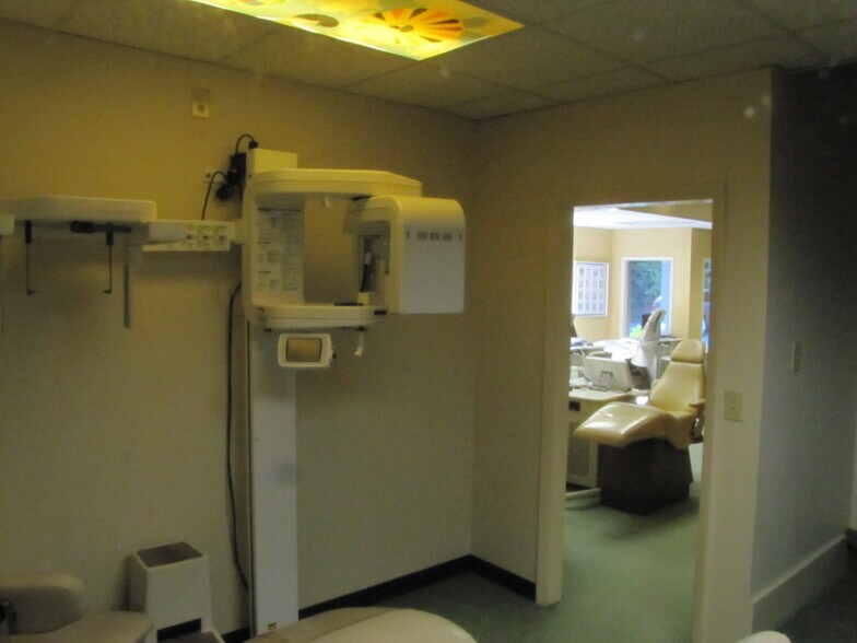 More Photos Of 151 Pierce Ave, Macon-Bibb Healthcare For Sale