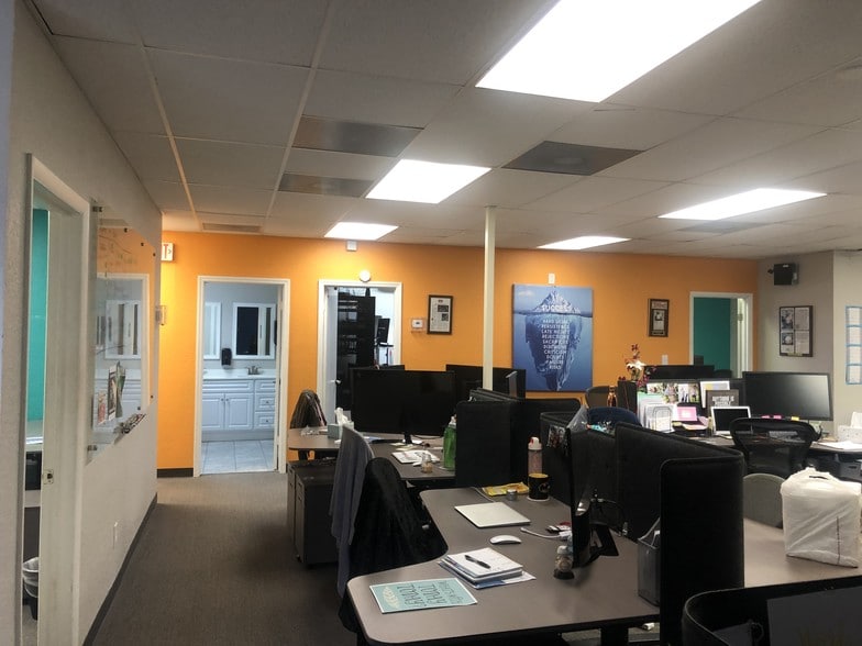 More Photos Of 13555 Automobile Blvd, Clearwater Medical For Lease