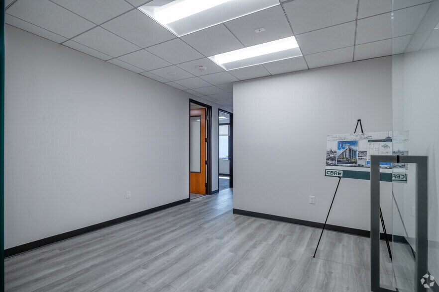 More Photos Of 711 Navarro St, San Antonio Office For Lease