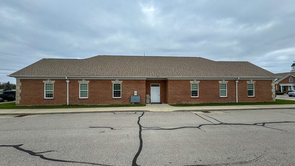 More Photos Of 5899 Montclair Blvd, Milford Medical For Lease
