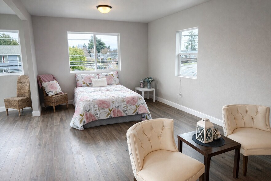 More Photos Of 2102 S 12th St, Tacoma Office Residential For Sale