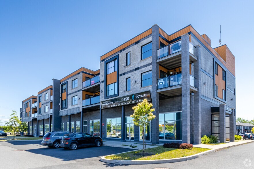 More Photos Of 1499 Ch De Chambly, Carignan Apartments For Sale