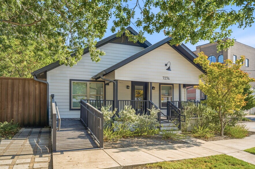 More Photos Of 7274 Elm St, Frisco Office For Sale