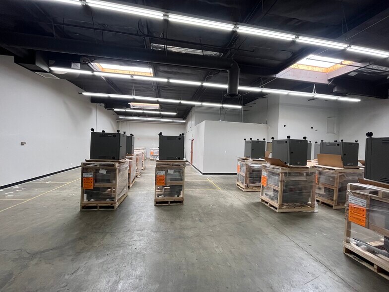More Photos Of 832-834 W 9th St, Upland Industrial For Sale