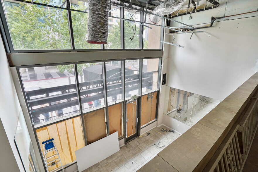 More Photos Of 550 Front St, San Diego Apartments For Sale