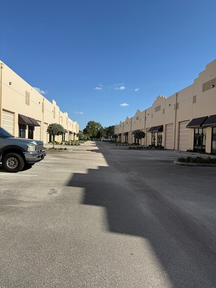 More Photos Of 7602-7664 SW Jack James Dr, Stuart Warehouse For Lease