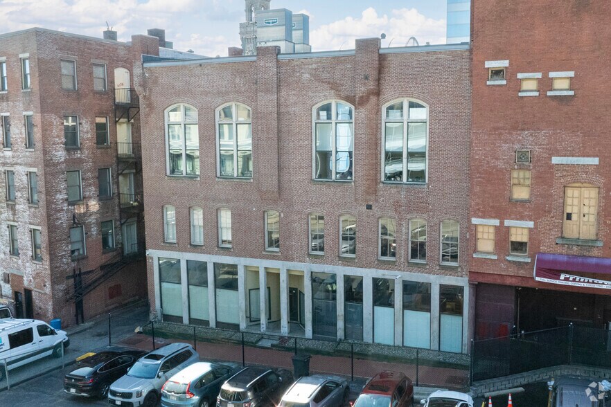 More Photos Of 9-15 Pleasant St, Worcester Office Residential For Lease