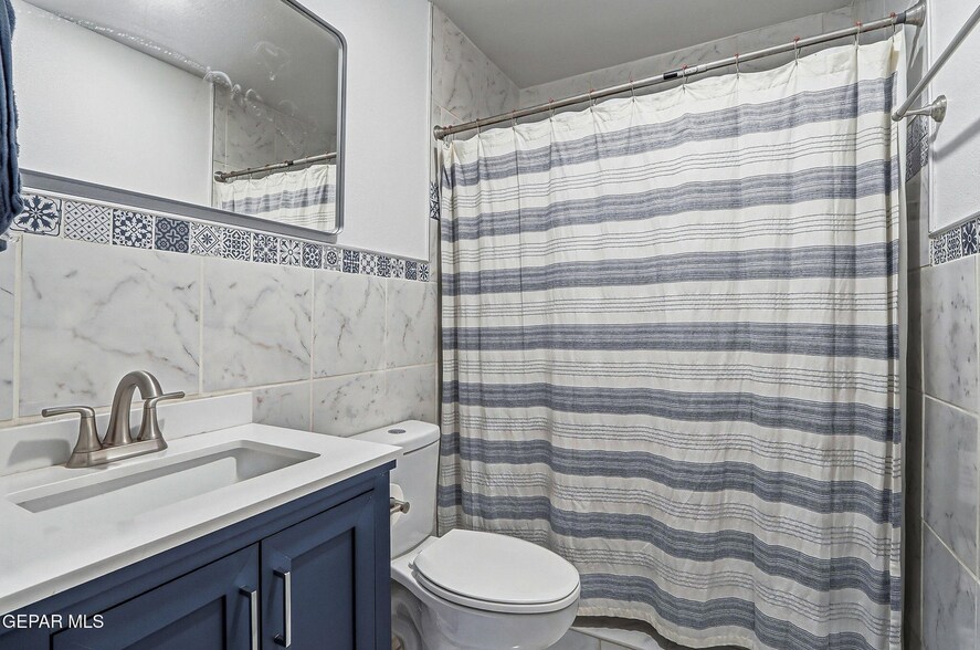 More Photos Of 10540 Socorro Rd, Socorro Specialty For Sale