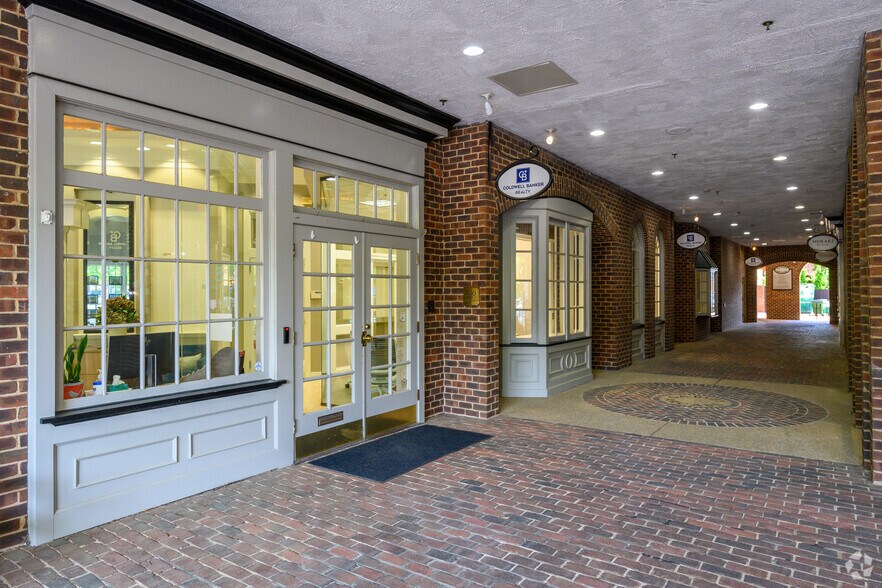 More Photos Of 310-320 King St, Alexandria Office For Lease