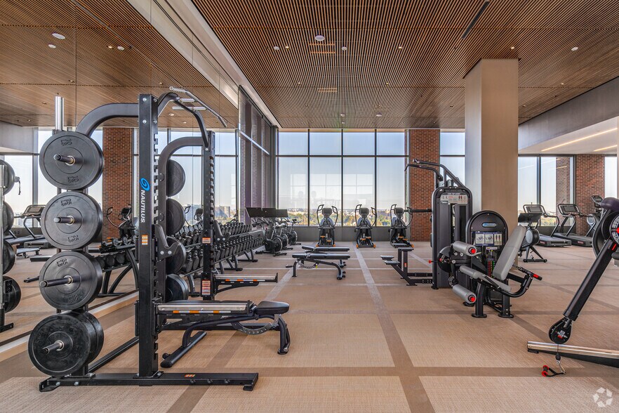 More Photos Of 3025 JFK, Philadelphia Office For Lease