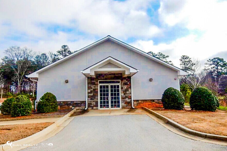 More Photos Of 22 Madras Pky, Newnan Healthcare For Lease
