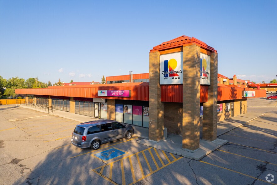 More Photos Of 1829 Ranchlands Blvd NW, Calgary Freestanding For Lease