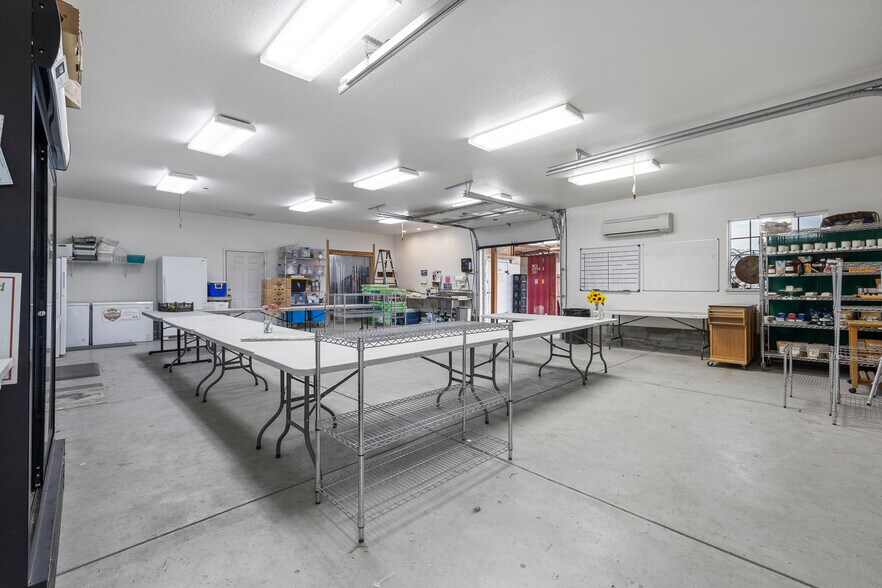 More Photos Of 6109 W Richardson Rd, Pasco Specialty For Sale