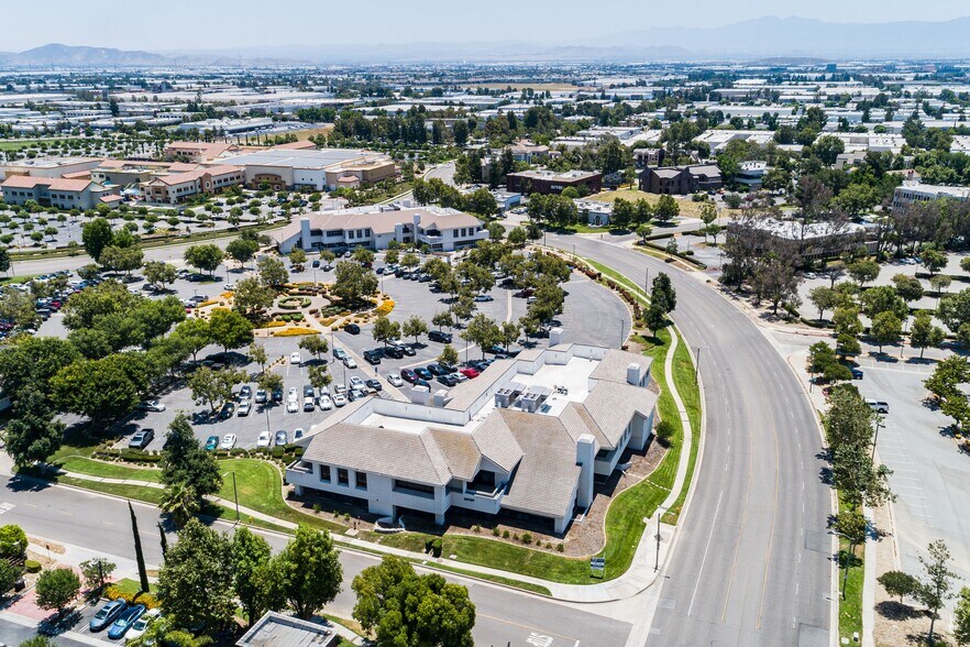 More Photos Of 10737 Laurel St, Rancho Cucamonga Medical For Lease