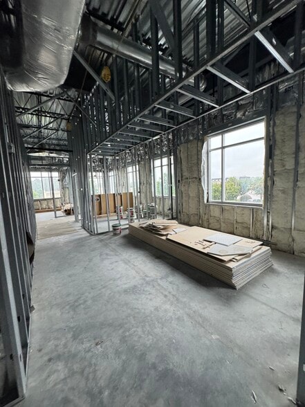 More Photos Of 166 Springbrook Ave, Clayton Medical For Lease